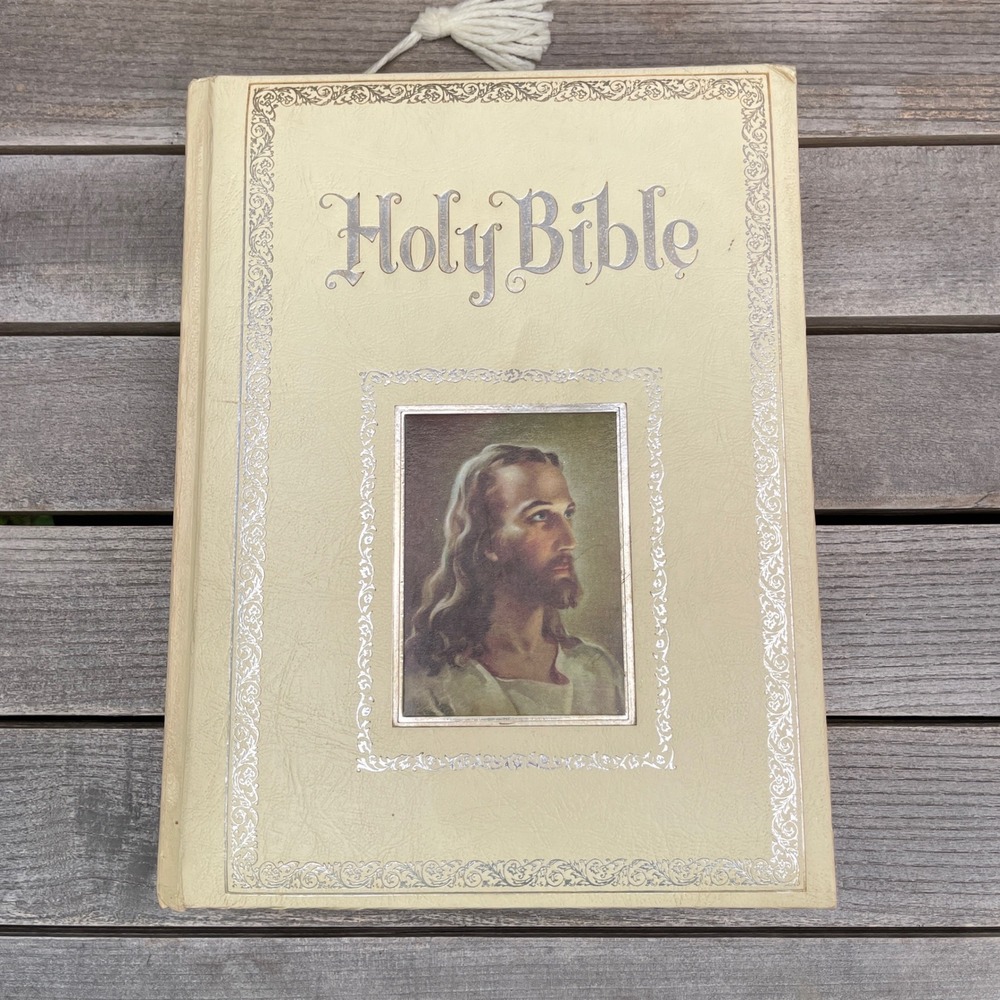 Vintage Regency Holy Bible KJV Red Letter Edition 1978 Thomas Nelson Illustrated